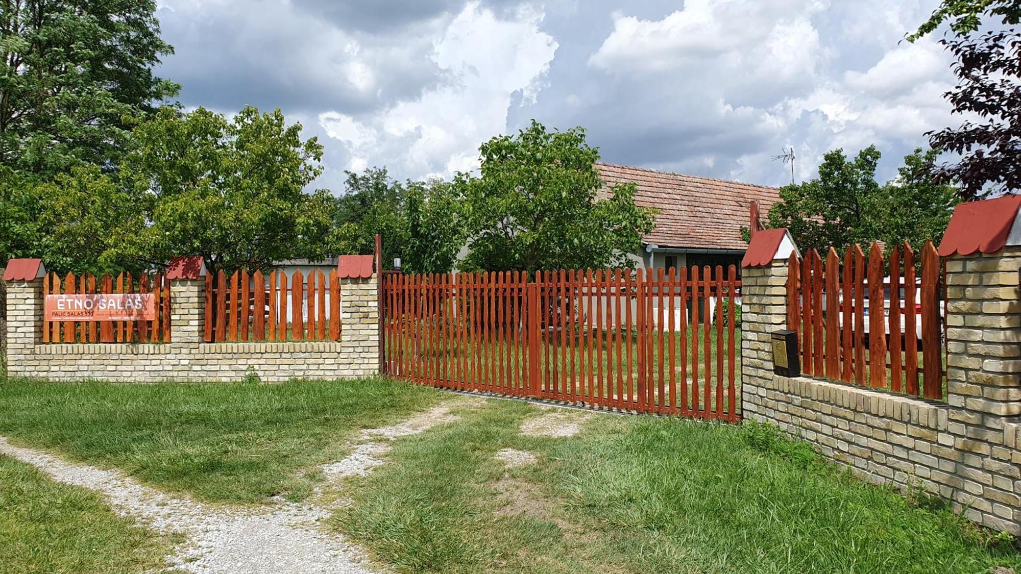 Etno Salas - Etno Ranch - Seosko Turisticko Domacinstvo Villa Palić Buitenkant foto
